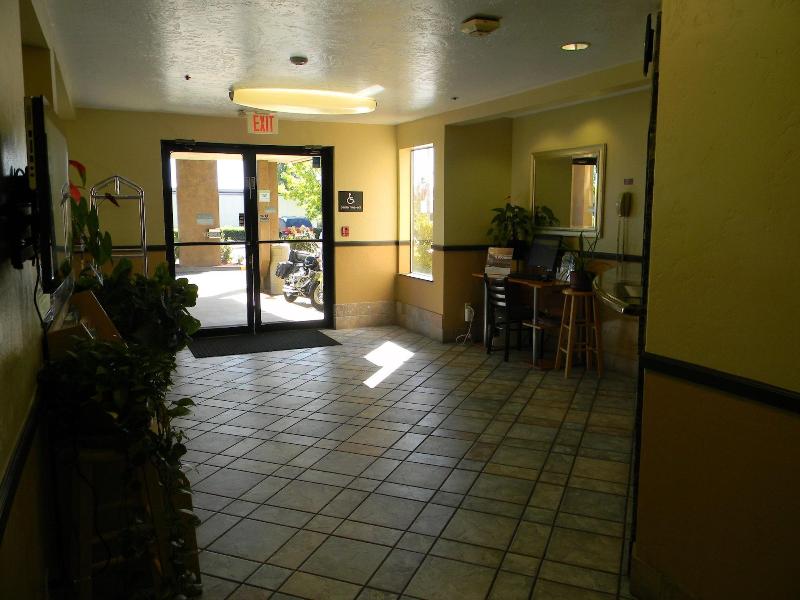 Motel 6 Wilsonville Or Portland image
