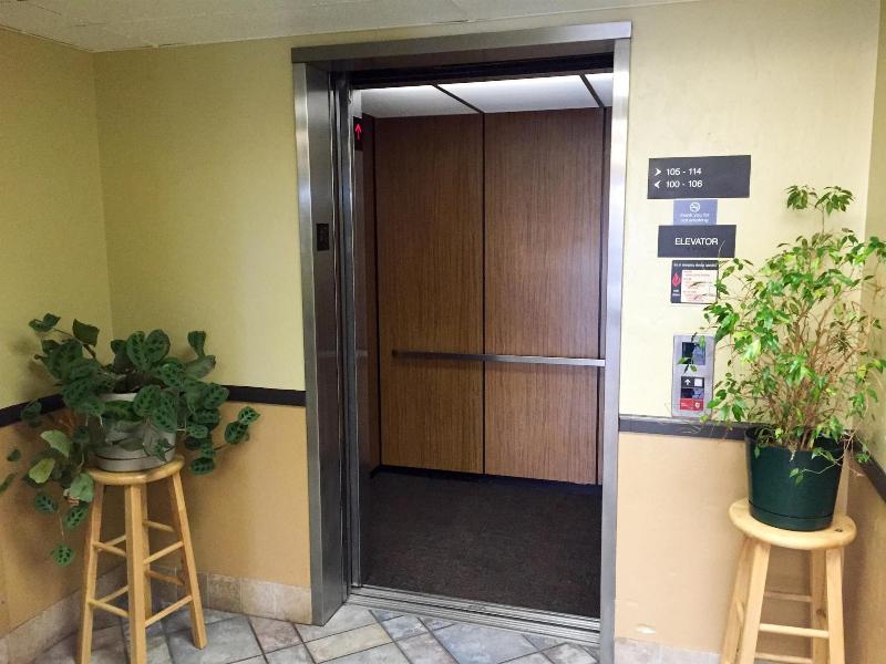 Motel 6 Wilsonville Or Portland image