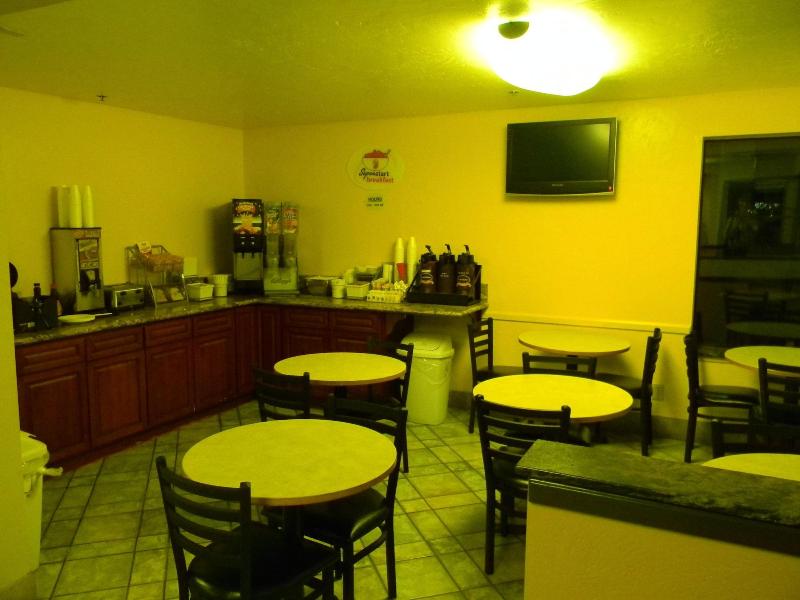Motel 6 Wilsonville Or Portland image