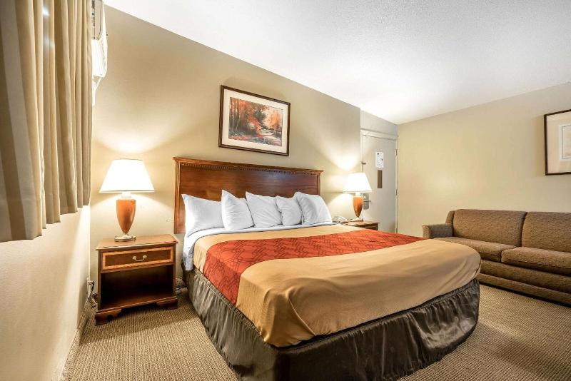 Holiday Lodge Yakima 3