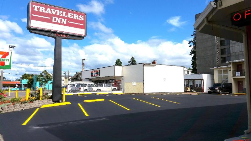 Travelers Inn Eugene University image
