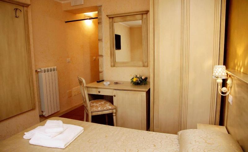 Residenza Cardinale image