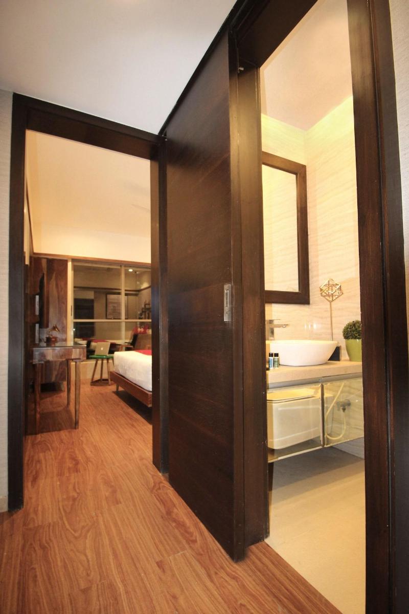 Theory9 Premium Serviced Apartments Khar image
