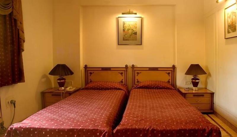 Hexa Benzy Palace image
