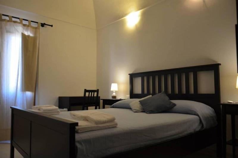Ro Ri Rooms image