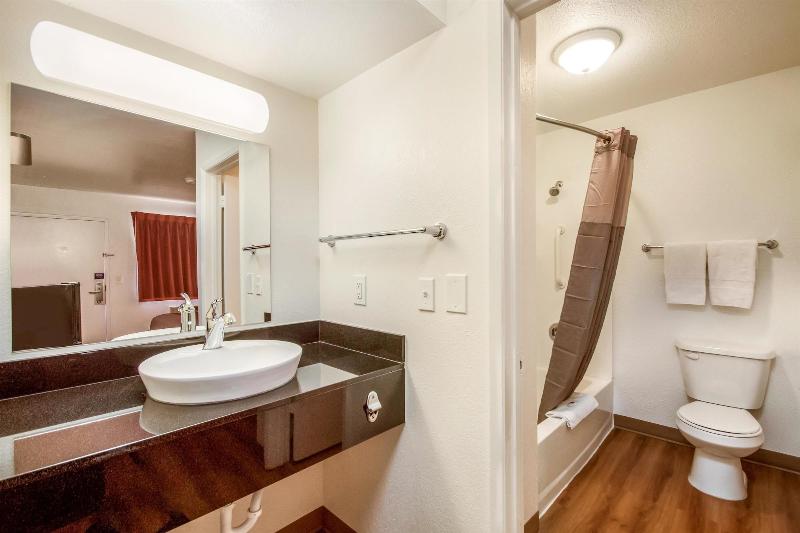 Motel 6 Youngtown Az Phoenix Sun City - Image 9