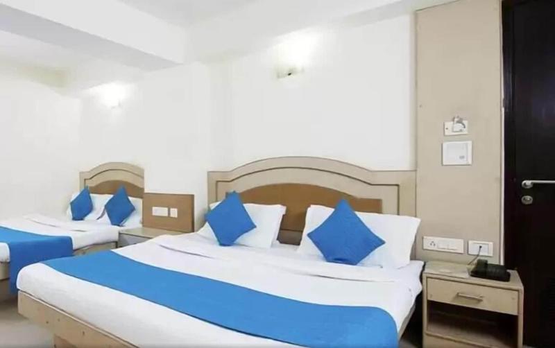 Hotel Metro Express image