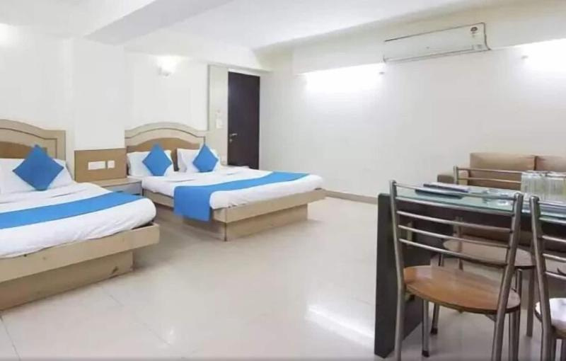 Hotel Metro Express image