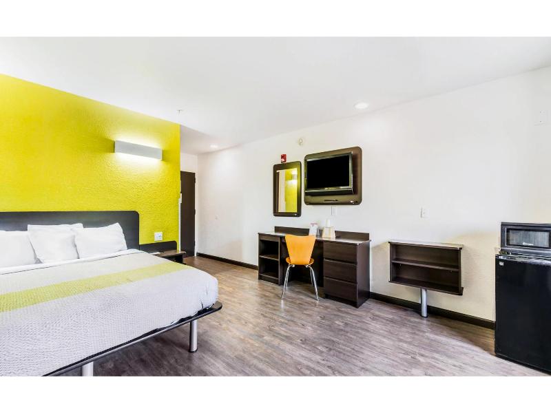 Motel 6 Gastonia, Nc image