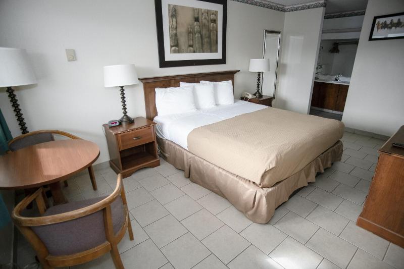 Pacific Inn image