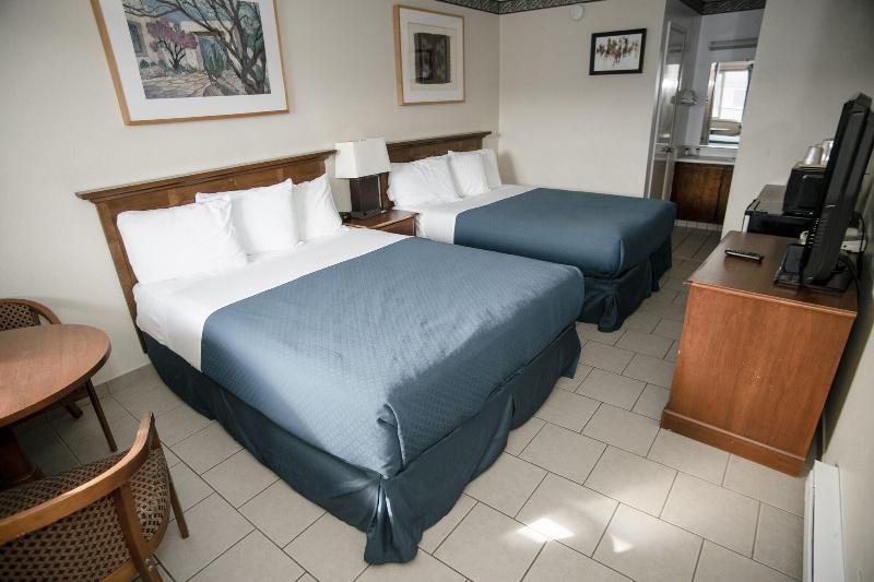 Pacific Inn image