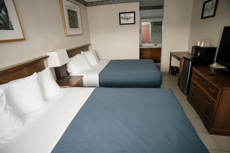 Pacific Inn image