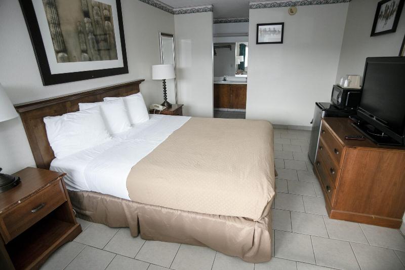 Pacific Inn image
