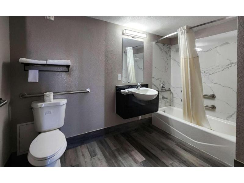 Motel 6 Houston, TX-Medical Center/Reliant Park image