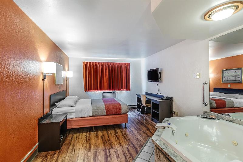 Reliance Inn image