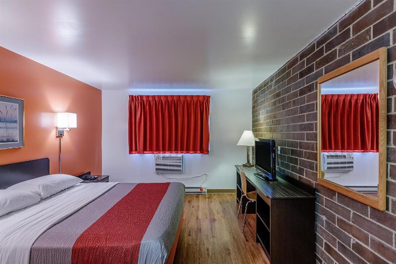 Reliance Inn image