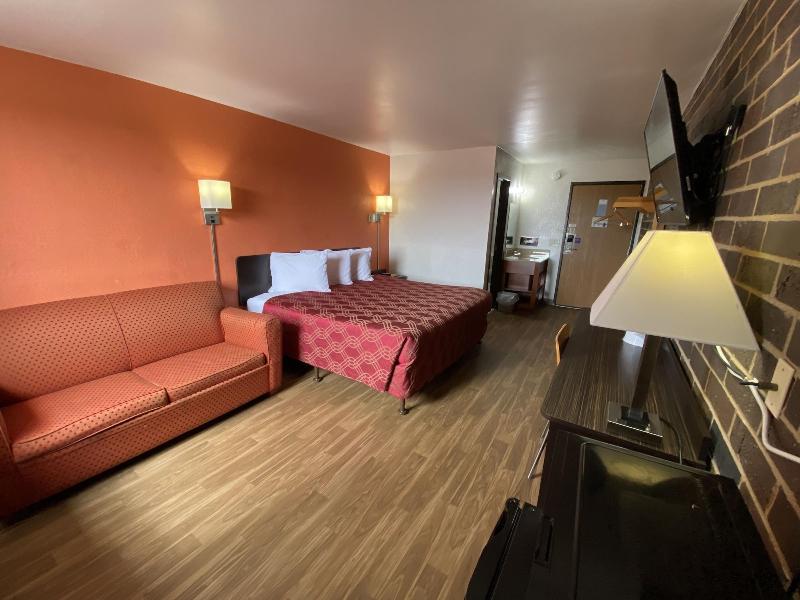 Reliance Inn image