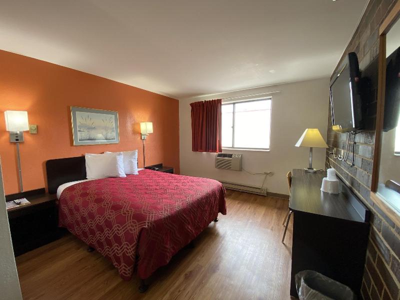 Reliance Inn image