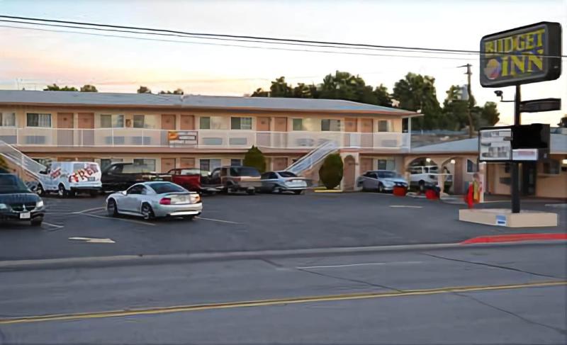 Budget Inn Of Needles image