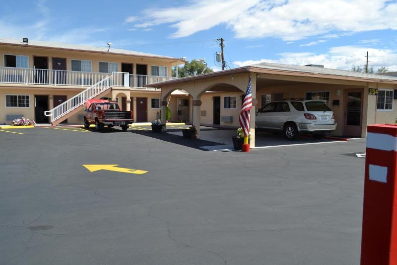 Budget Inn Of Needles image