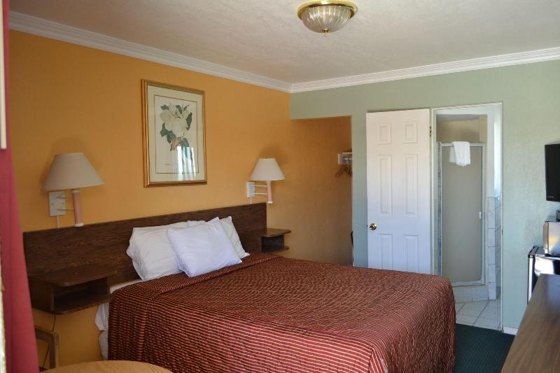 Budget Inn Of Needles image