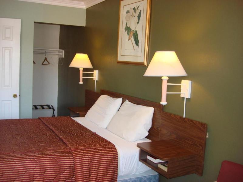 Budget Inn Of Needles image