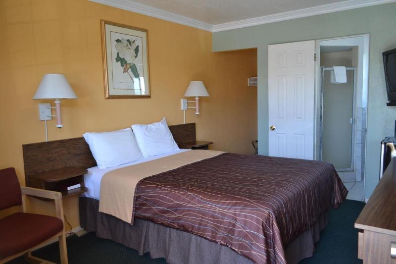 Budget Inn Of Needles image