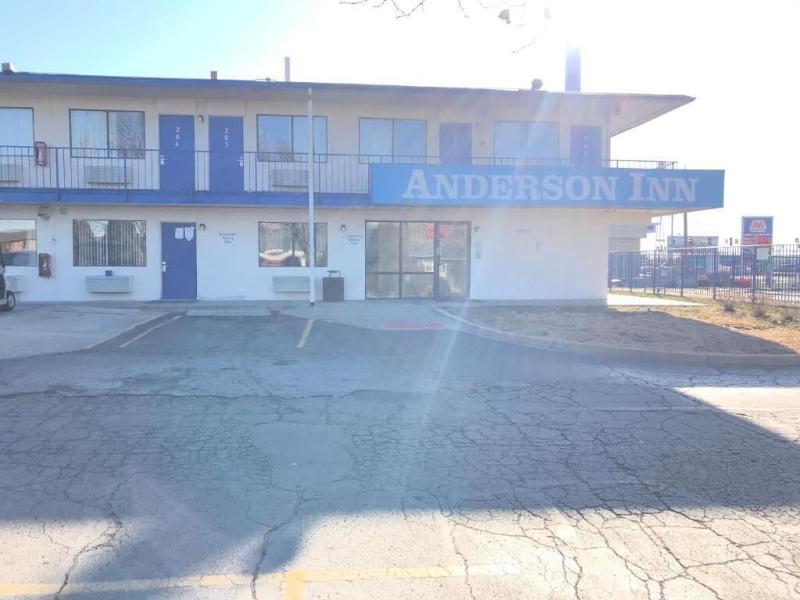 Anderson Inn image