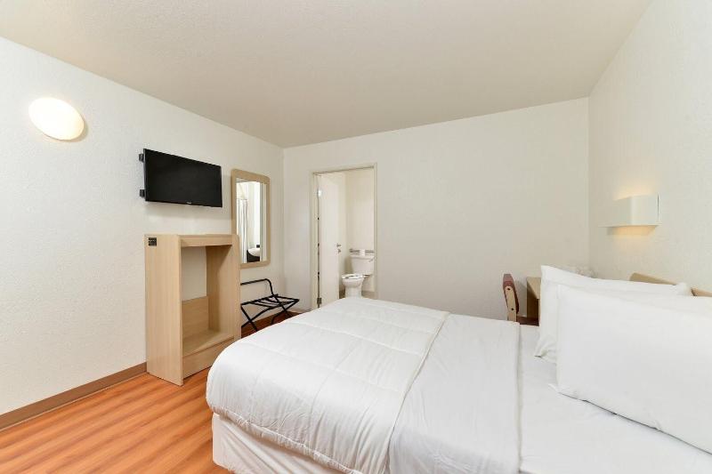 Anderson Inn image