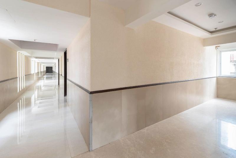 Isuite Hotel Kharadi Pune image