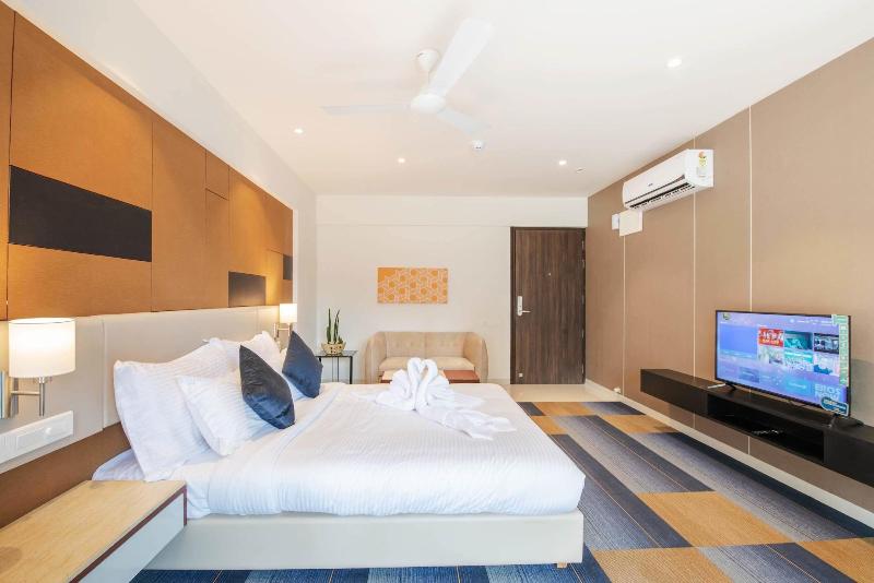 Isuite Hotel Kharadi Pune image