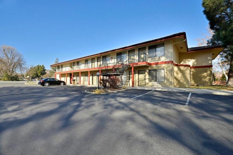 Atascadero Inn image