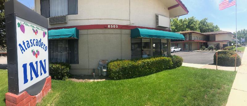 Atascadero Inn — general view