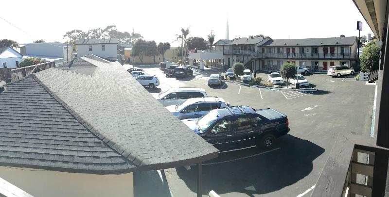 Rockview Inn And Suites image