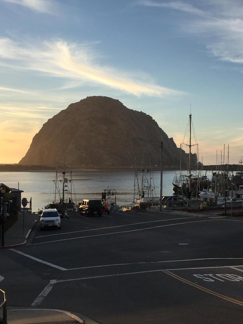 Rockview Inn And Suites image