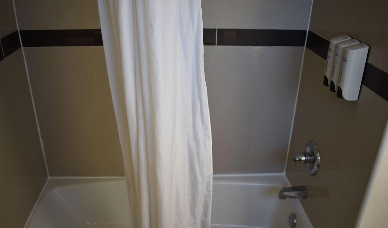 Rockview Inn And Suites image