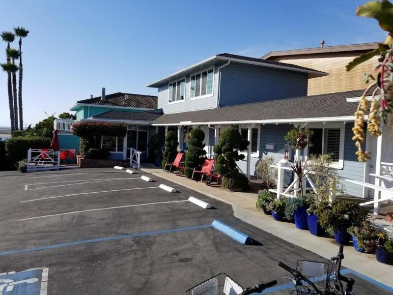 Pleasant Inn image