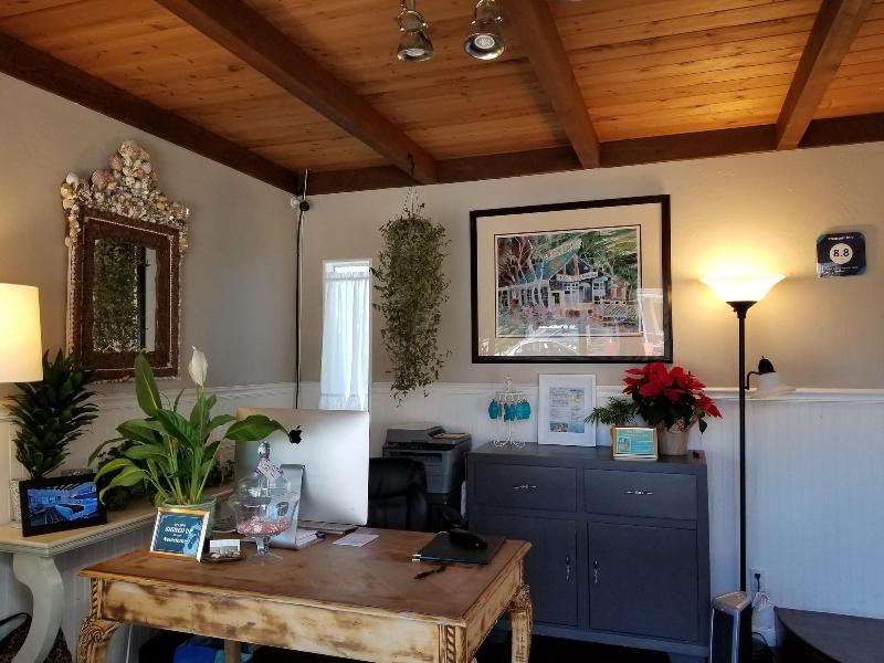 Pleasant Inn image