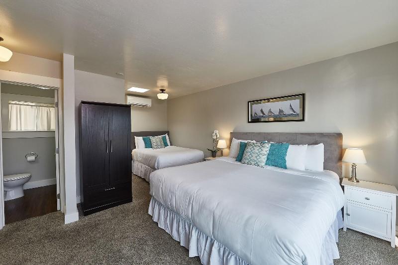 Pleasant Inn image