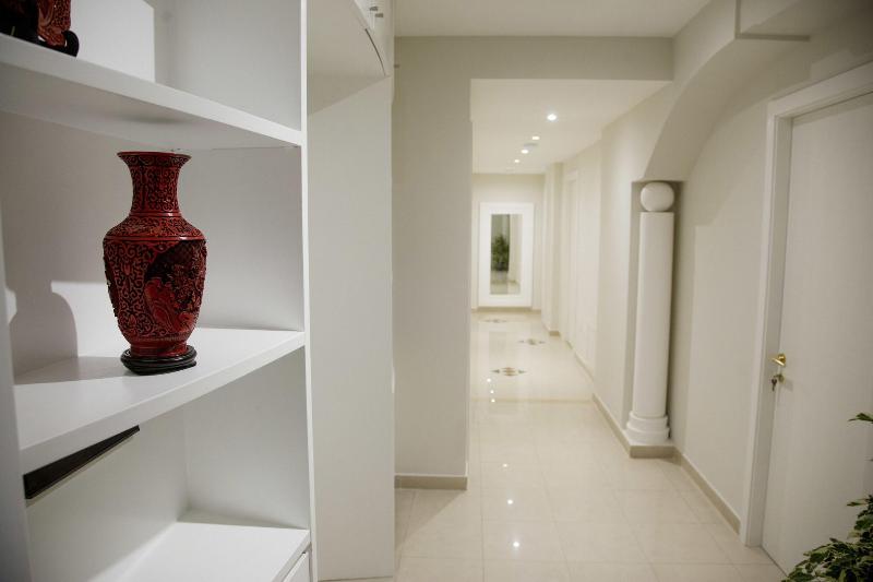 Sorrento Resart Suite image