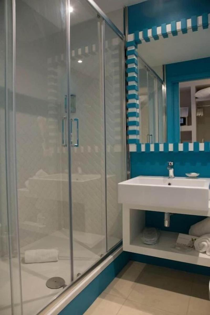 Sorrento Resart Suite image