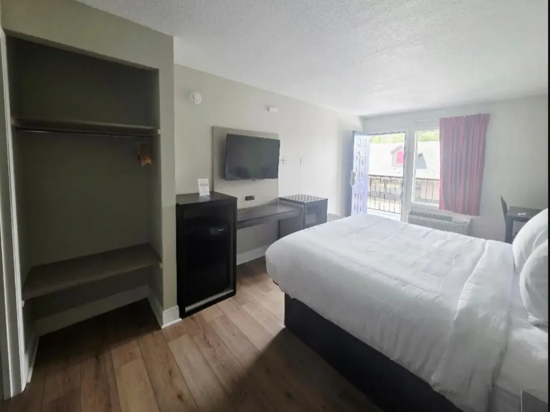 Park Inn by Radisson, Pigeon Forge South image