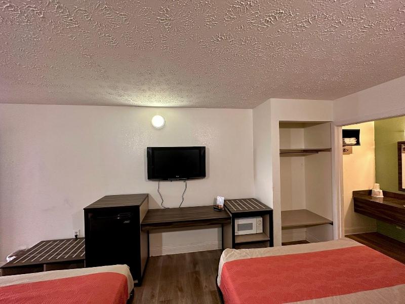 Park Inn by Radisson, Pigeon Forge South image