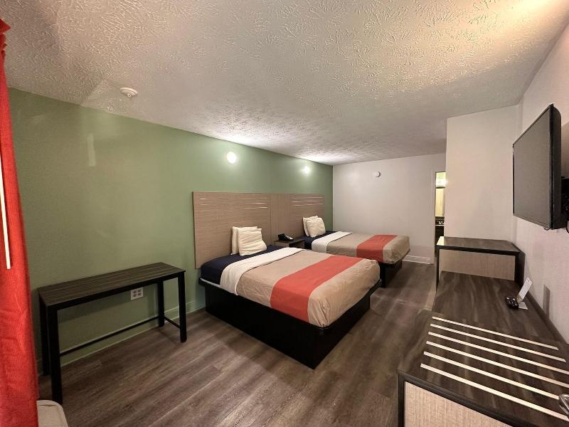 Park Inn by Radisson, Pigeon Forge South image