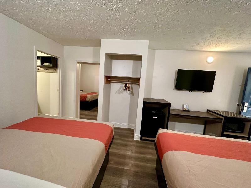 Park Inn by Radisson, Pigeon Forge South image