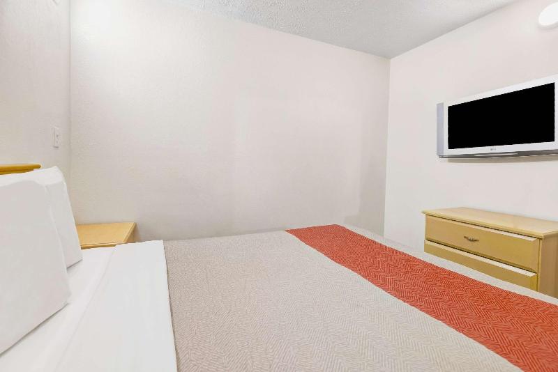 Park Inn by Radisson, Pigeon Forge South image