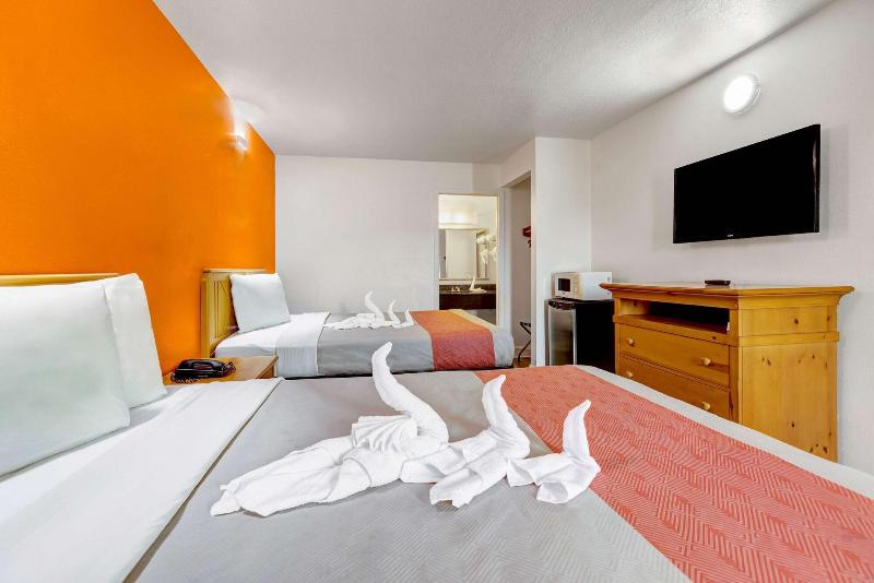 Park Inn by Radisson, Pigeon Forge South image