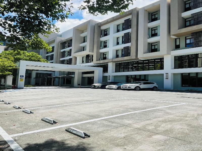 Hotel Pin image