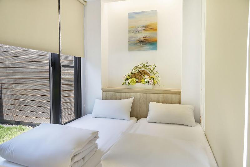 Hotel Z Feng Chia Taichung image