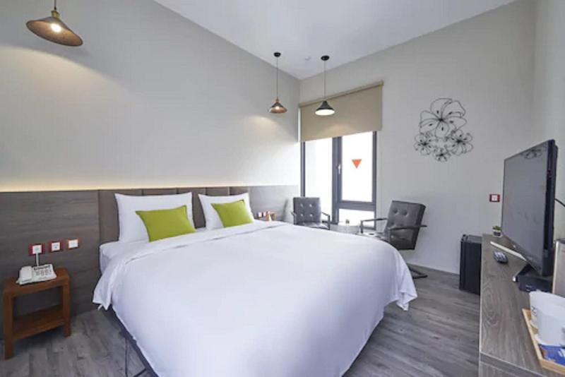 Hotel Z Feng Chia Taichung image